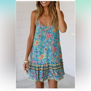 NWOT Boho Floral Sleeveless Mini Dress with Pockets • Women’s Small